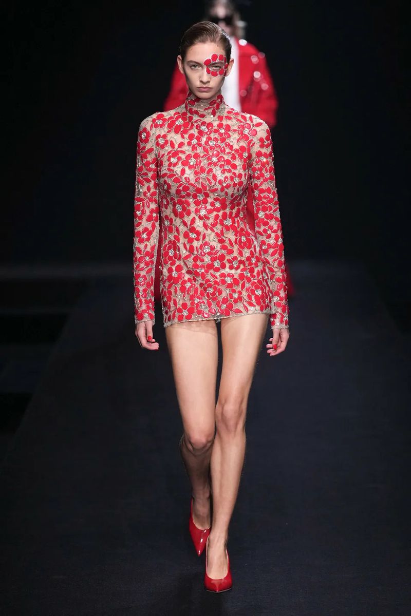 VALENTINO HAUTE COUTURE SPRING 23