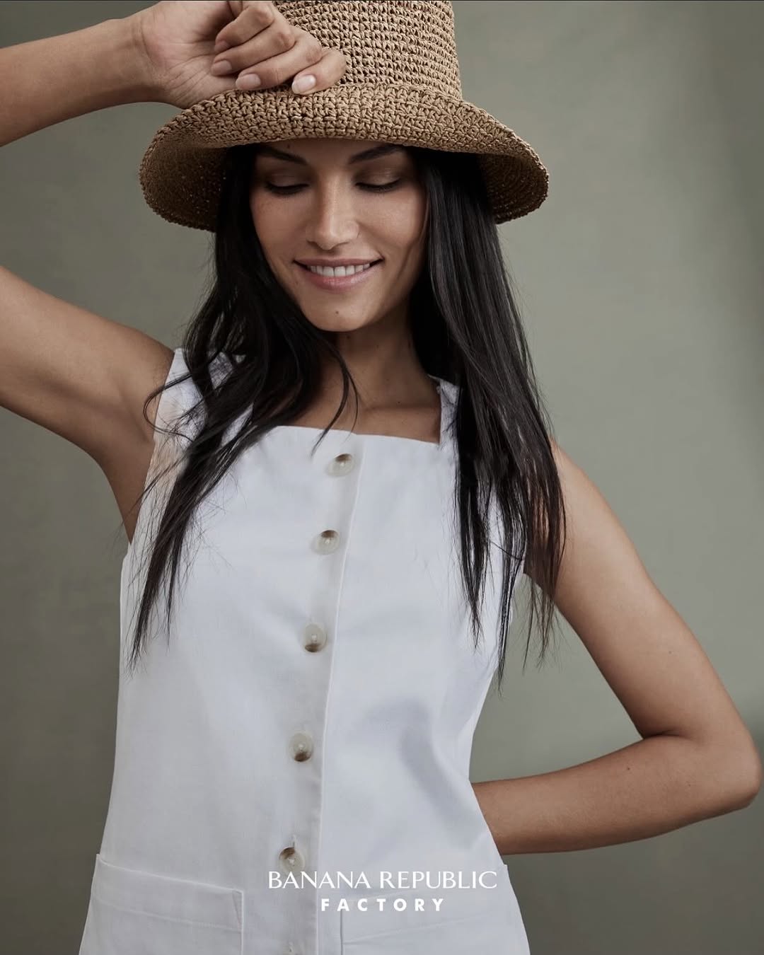 BANANA REPUBLIC 2025