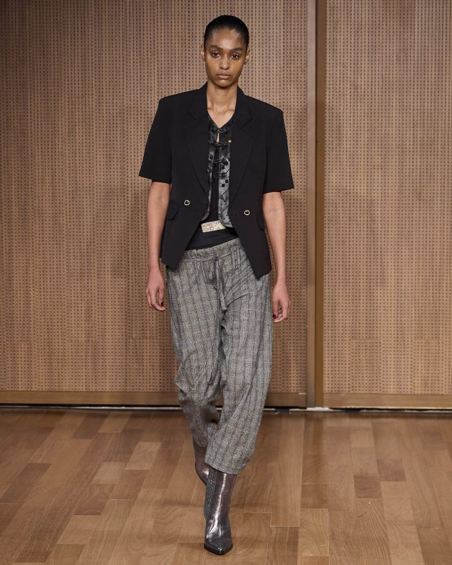 LILLY SARTI SPFW N60