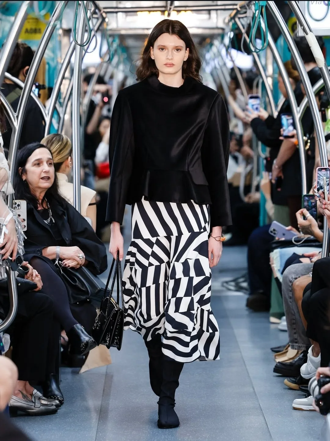 GLORIA COELHO SPFW N 60